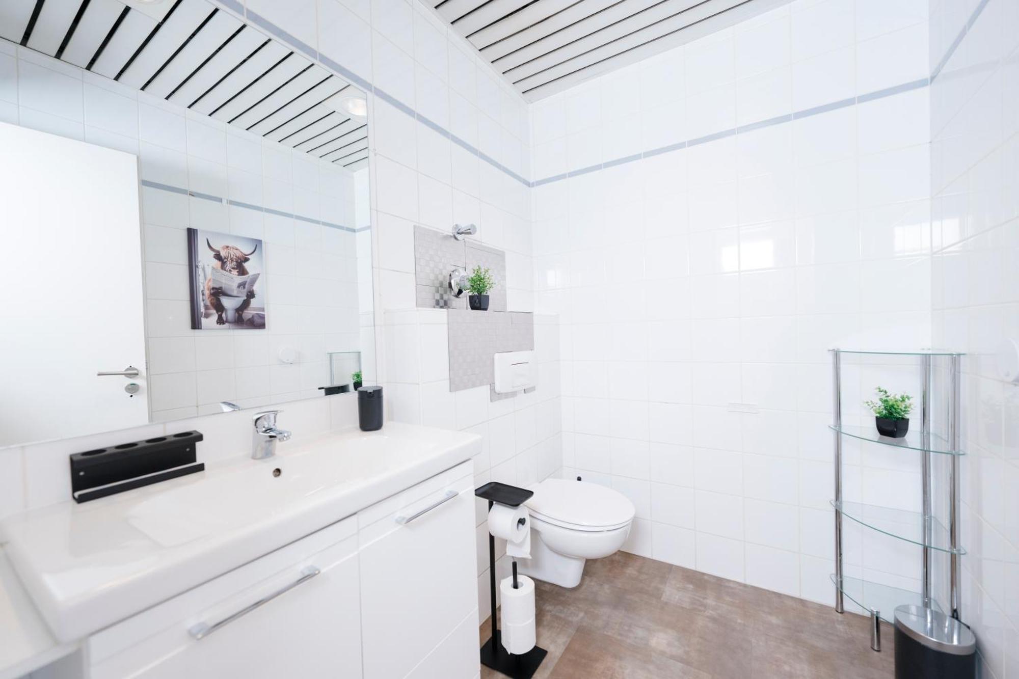 Design Penthouse - 4sz - 2baeder - Whirlpool - 2 Parkplaetze - Dachterrasse Karlsruhe