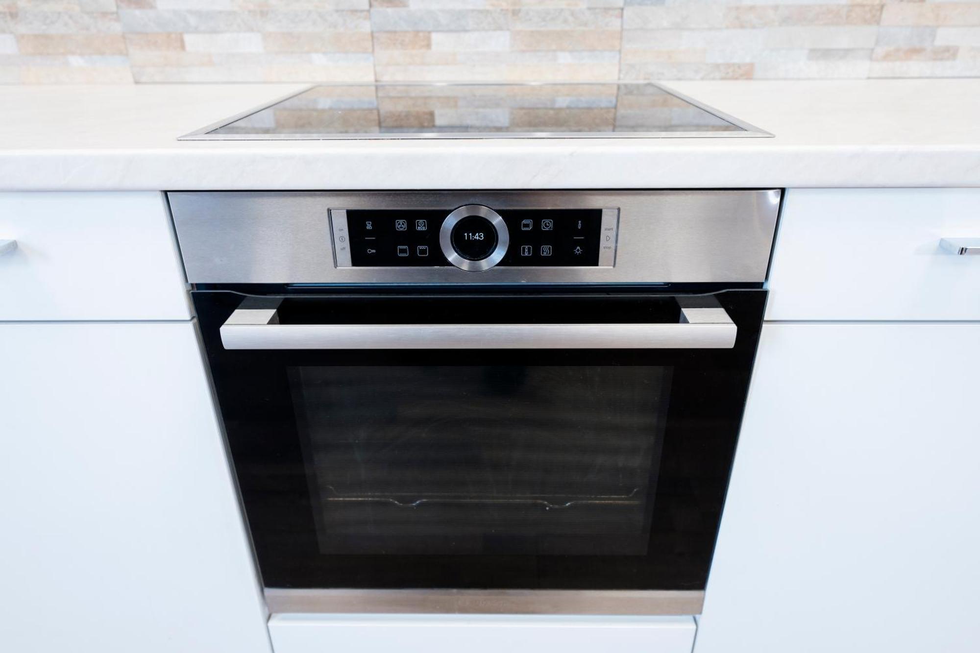 Design Penthouse - 4sz - 2baeder - Whirlpool - 2 Parkplaetze - Dachterrasse