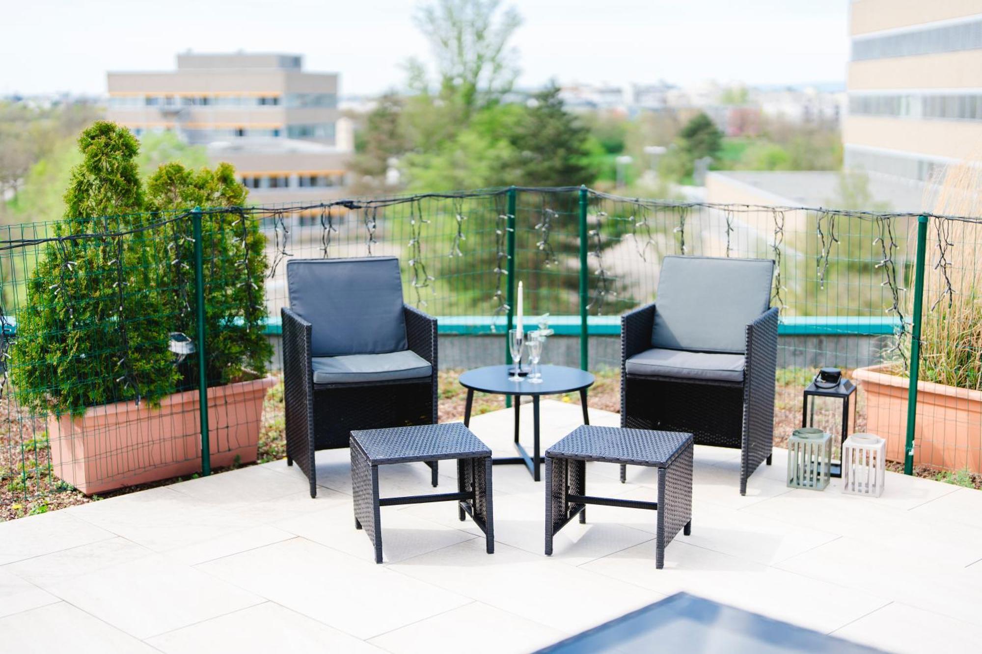 Design Penthouse - 4sz - 2baeder - Whirlpool - 2 Parkplaetze - Dachterrasse Apartment