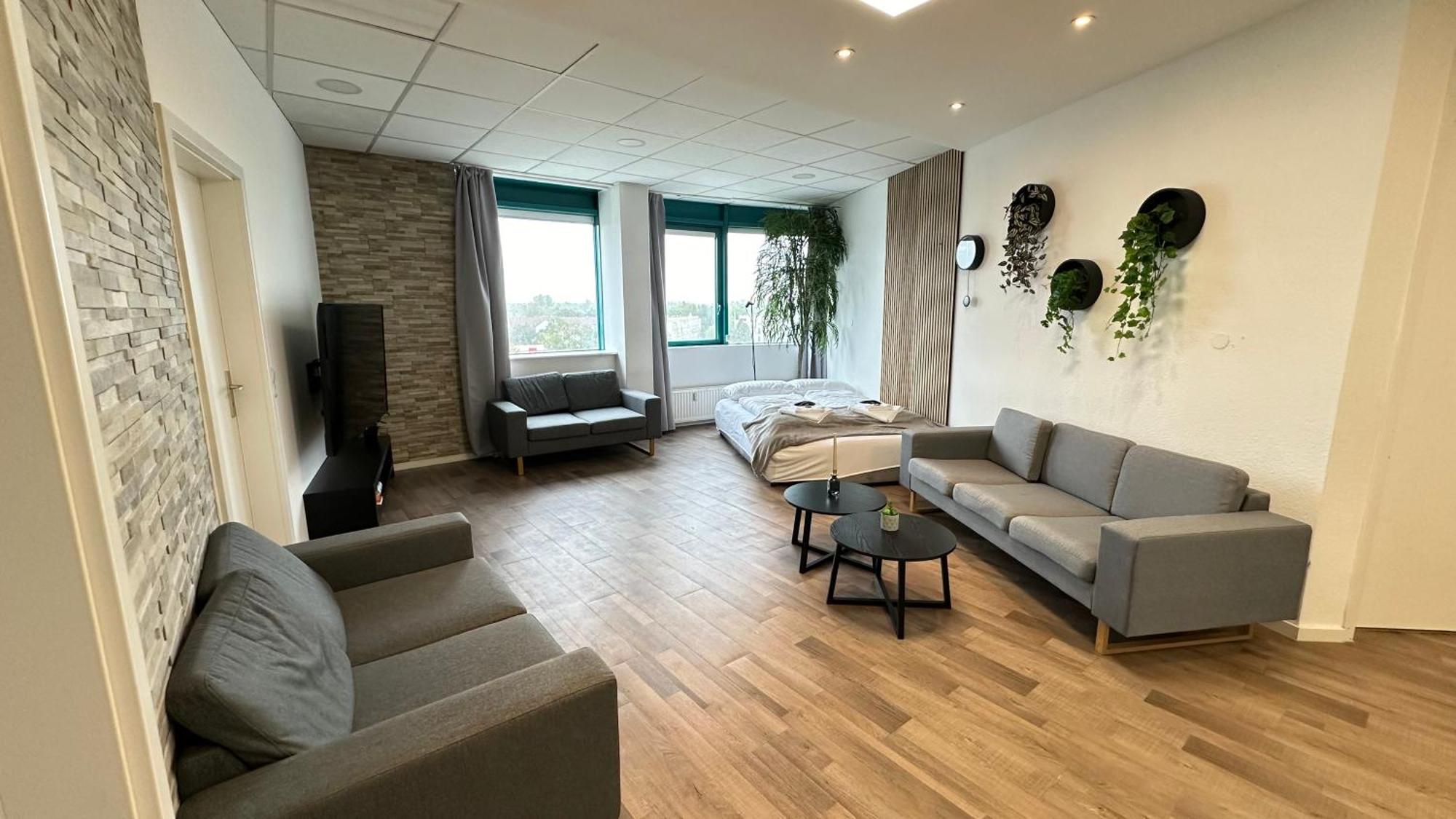 Design Penthouse - 4sz - 2baeder - Whirlpool - 2 Parkplaetze - Dachterrasse